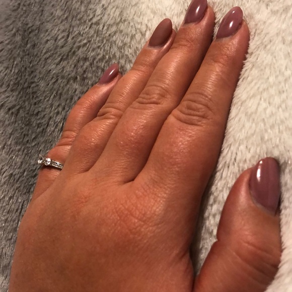 3 Stone Engagement Ring 925 Sterling Silver Ring - Picture 5 of 7